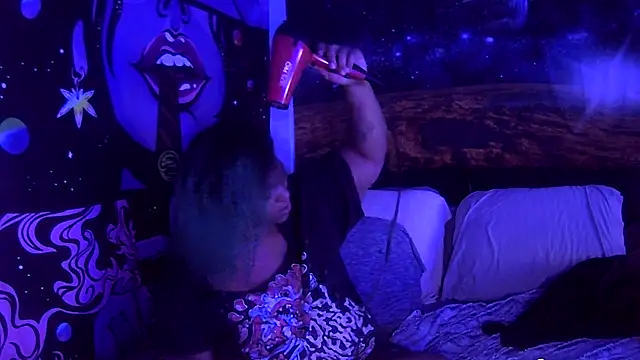 AutumnHart online show from 01-14-25, 02:43