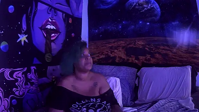 AutumnHart online show from 01-28-25, 01:49