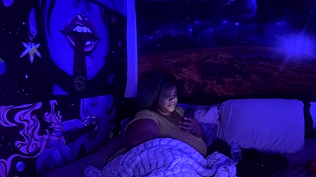 AutumnHart online show from 02-05-25, 12:31