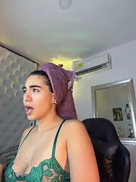 ZarahEvans online show from 05-28-26, 08:06