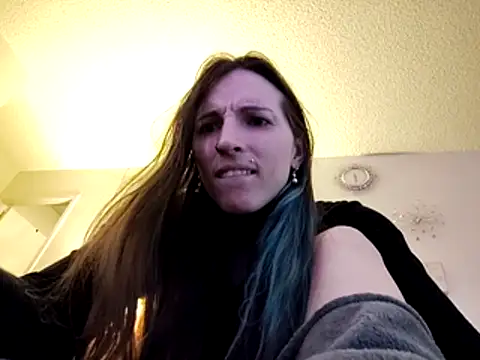 Snapshot of SmokeShow686 chatting on 04-11-26, 12:53 SmokeShow686 online show from 04-11-26, 12:53