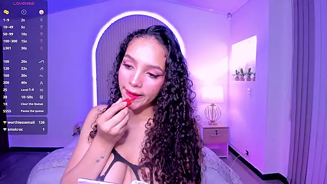 anahi curlie1 online show from 12-22-24, 07:44