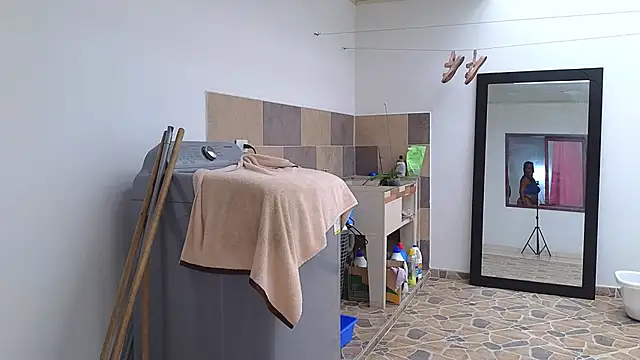 tatiana big ass boobs online show from 10-28-25, 03:47