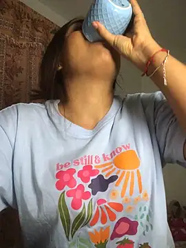 JuanaSimons online show from 04-24-26, 02:03