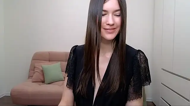 Snapshot of AliciaNewell chatting on 03-09-25, 02:21 AliciaNewell online show from 03-09-25, 02:21