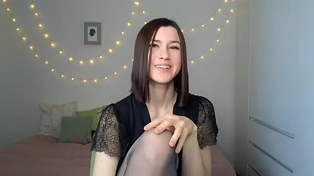 AliciaNewell online show from 05-27-26, 07:27