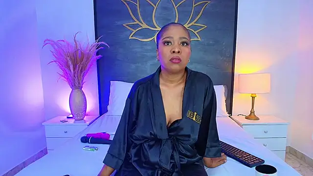 AlisonTravis online show from 06-20-26, 03:53