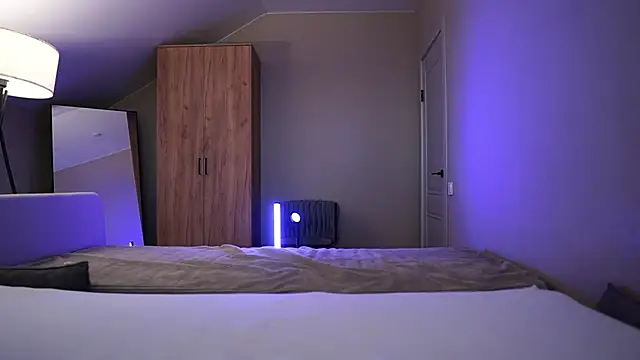 VikkiLustfull online show from 03-20-26, 02:44