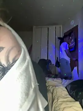 Snapshot of princesspassionn chatting on 02-22-26, 04:13 princesspassionn online show from 02-22-26, 04:13