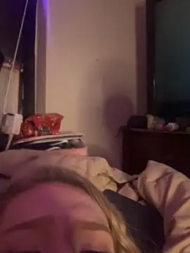 Snapshot of princesspassionn chatting on 03-04-26, 01:44 princesspassionn online show from 03-04-26, 01:44