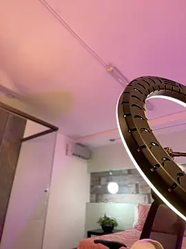 Emilia Bakerr online show from 01-10-25, 06:17