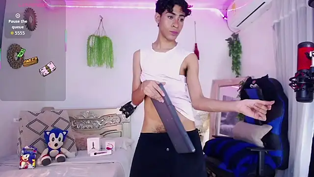 huge armound online show from 04-10-26, 06:40