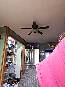 sweetkitty111 online show from 01-22-25, 10:15