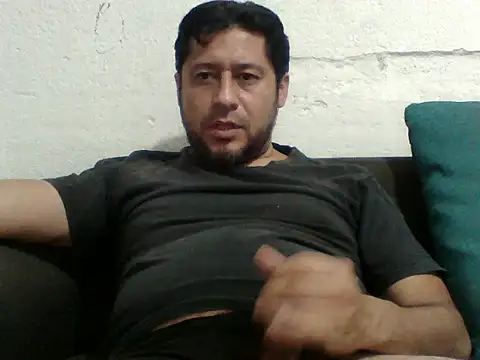 Snapshot of simpatico1000 chatting on 11-07-25, 03:50 simpatico1000 online show from 11-07-25, 03:50