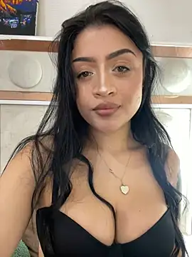 lucianaroy online show from 02-11-25, 08:52