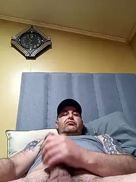 TrainedFinder5 online show from 11-01-25, 06:48