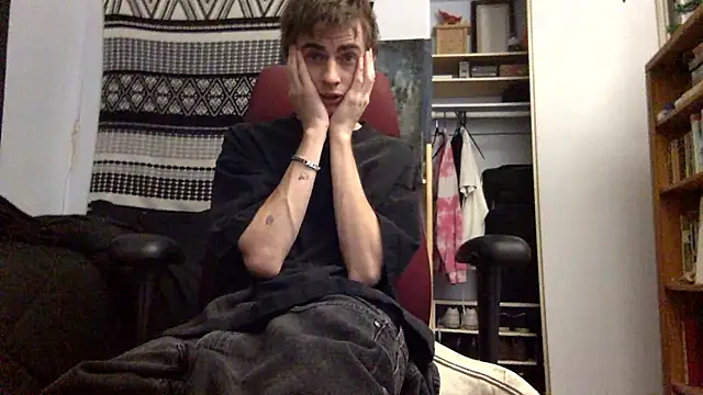 spicylaboi online show from 01-08-26, 05:43