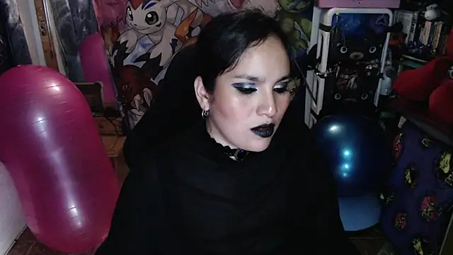 Snapshot of kureiji_hentaii chatting on 05-17-26, 01:03 kureiji hentaii online show from 05-17-26, 01:03