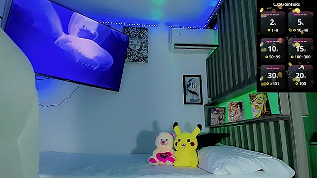 Ashlycuute online show from 03-23-25, 08:48