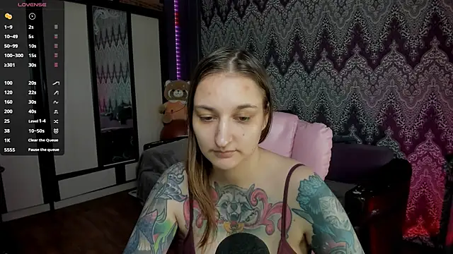 Snapshot of AlexRacc00n chatting on 12-06-24, 05:31 AlexRacc00n online show from 12-06-24, 05:31