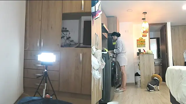 Alondra fetish online show from 03-19-25, 04:36