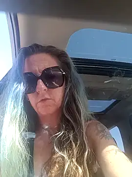Snapshot of DanyThrash chatting on 03-13-25, 05:39 DanyThrash online show from 03-13-25, 05:39