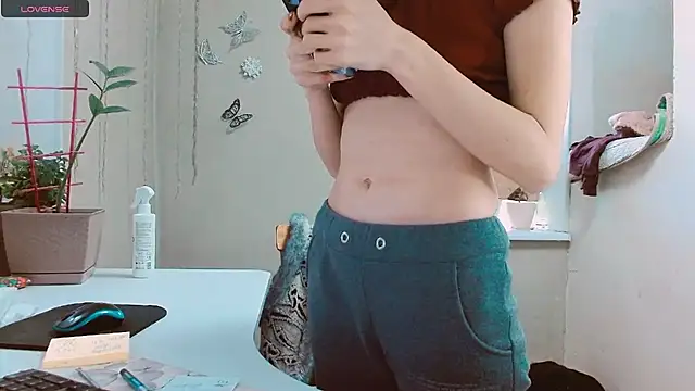 Snapshot of RosaJil chatting on 02-07-25, 02:04 RosaJil online show from 02-07-25, 02:04