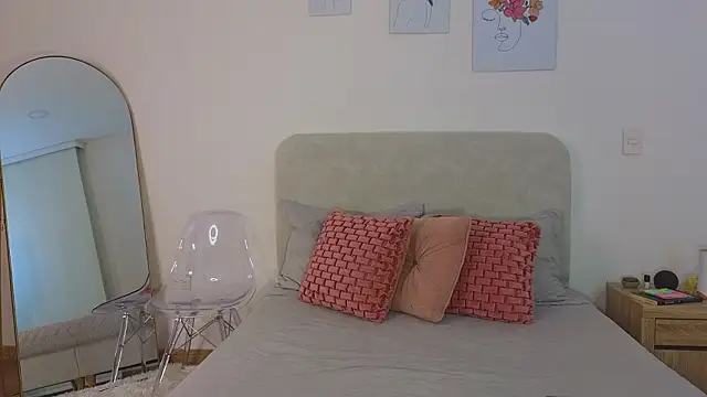 KristennBlue online show from 02-20-26, 11:11