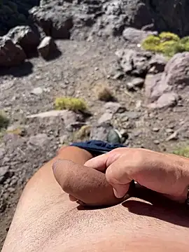 cagoulegrosse online show from 10-12-25, 09:52