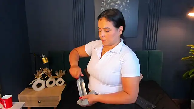 taylor bennet online show from 03-11-25, 06:41