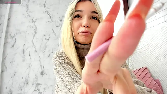 Sassy Teen online show from 02-15-25, 09:05