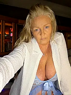 Southern Bella online show from 11-10-25, 12:37