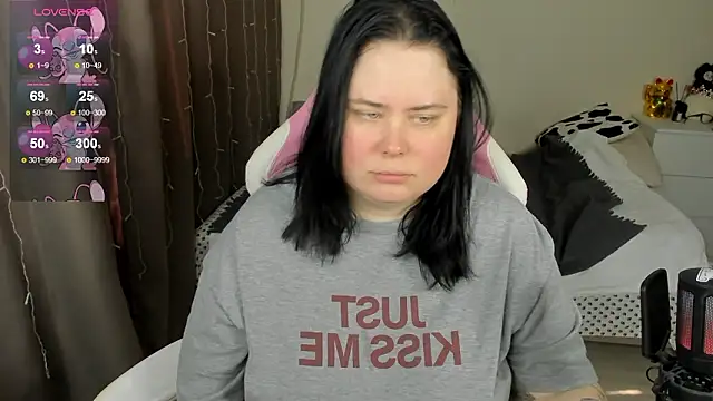 Akemi BBW online show from 03-25-26, 09:59