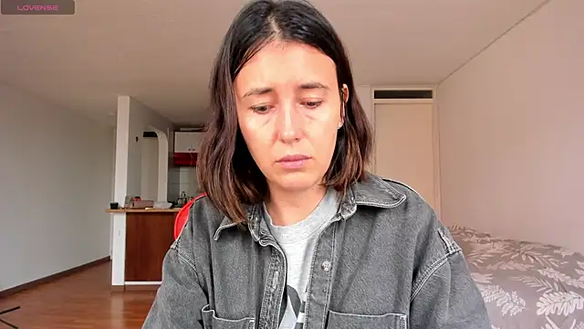 zoe jeane beker online show from 12-05-24, 09:28