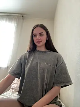 Snapshot of KristenSayles chatting on 12-09-24, 08:11 KristenSayles online show from 12-09-24, 08:11