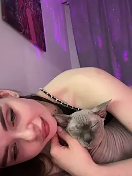 Snapshot of KristenSayles chatting on 03-16-25, 08:54 KristenSayles online show from 03-16-25, 08:54