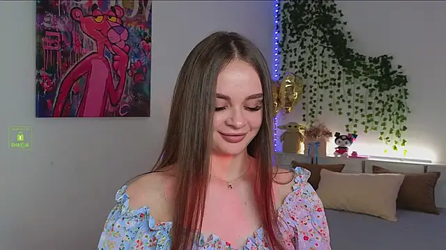 Snapshot of KristenSayles chatting on 09-14-25, 06:29 KristenSayles online show from 09-14-25, 06:29