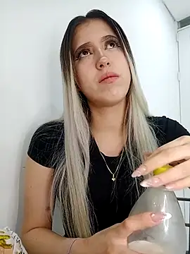 eva-2023 online show from 10-25-25, 02:08