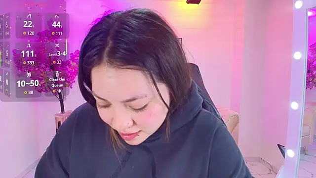 Isa reel online show from 11-24-25, 07:13