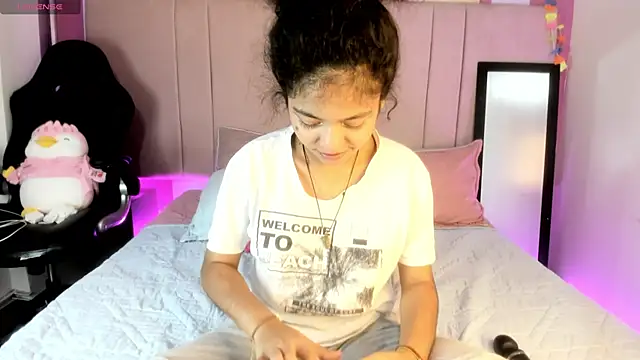 Winnifer Gonzal online show from 03-14-25, 06:53