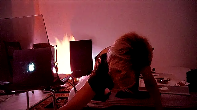 Snapshot of CharlotteVixxens chatting on 02-05-25, 10:12 CharlotteVixxens online show from 02-05-25, 10:12