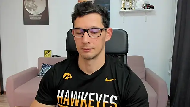 BrutusK08 online show from 11-17-25, 07:14