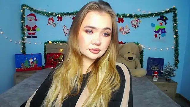 Snapshot of StacyYellig chatting on 01-10-25, 12:38 StacyYellig online show from 01-10-25, 12:38