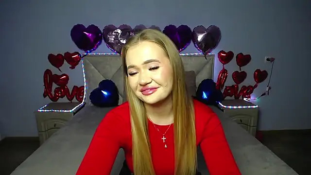 Snapshot of StacyYellig chatting on 02-21-25, 06:40 StacyYellig online show from 02-21-25, 06:40