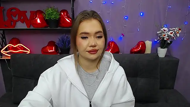 Snapshot of StacyYellig chatting on 03-05-25, 06:12 StacyYellig online show from 03-05-25, 06:12