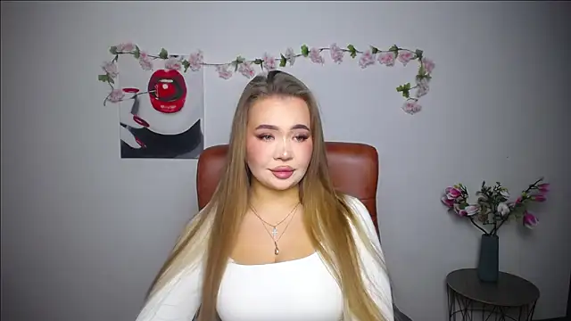 Snapshot of StacyYellig chatting on 02-08-26, 08:56 StacyYellig online show from 02-08-26, 08:56