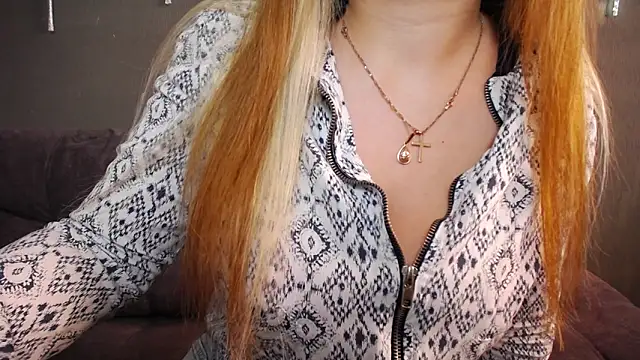 StacyYellig online show from 04-21-26, 03:24