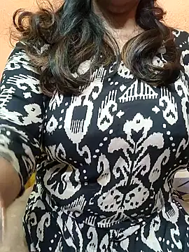 CUTE SOPHIA- online show from 01-24-25, 04:48