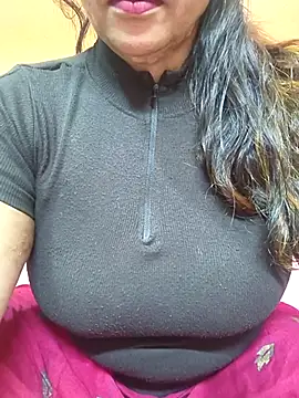 CUTE SOPHIA- online show from 02-08-25, 10:08