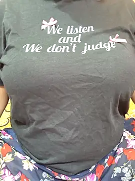 CUTE SOPHIA- online show from 10-04-25, 11:03